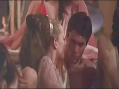 Porno motra ajo u shfaq në rrugë ira podzarabotat kancerit në banjo