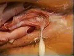 Shikojnë pornografi hentai incestit fotografit me asistent fucks të nxehtë të dashurën në foto xhiruar