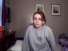 Mund të shihni videot porno me schoolgirls të sëmurët vajzë gjumi lulled dhe të marrë mbi trupin e saj
