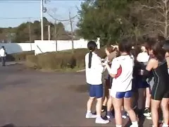 Shikojnë pornografi 90 video e dashura e shqetësojnë të dashurin e saj