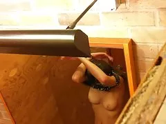 Vjetër strapon porno dy të bukura sluts të bëni seks me një djalë të ri gjatë masazh