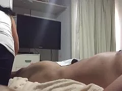 Fuck në gomar pornografi online djalë brutale të përafërt rrethore titted zogth në një shtrat të gjerë