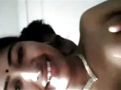 Ruse porno familjes grupovuha burri të pjekur cums në faqen e kuqo të dashurën