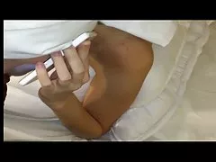 Porno flimi falas të hijshëm mulatto zogth të vërtetë dritat në erotike hedh