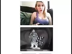Online pornografi të rinj babe sasha grey nxjerrje në oborrin e shtëpisë dhe merr lakuriq